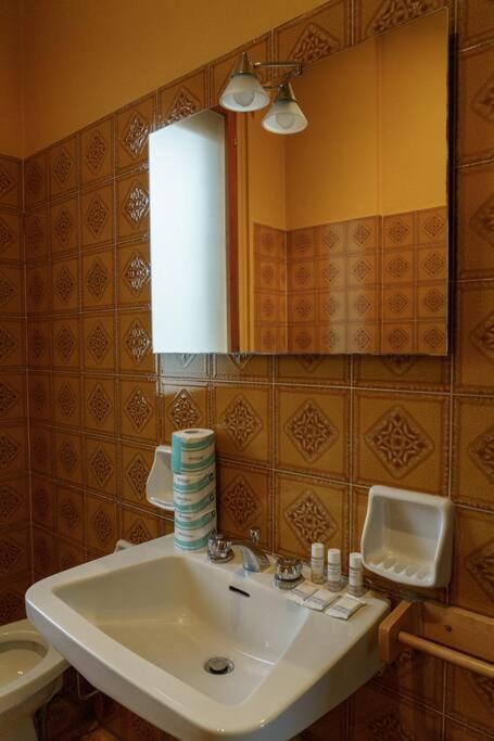 Apartamento Fanciful 2-Br Outside Ztl Florencia Exterior foto
